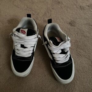 Vans knu school platform sneakers. Black and white size 7men/8.5 women preowned.